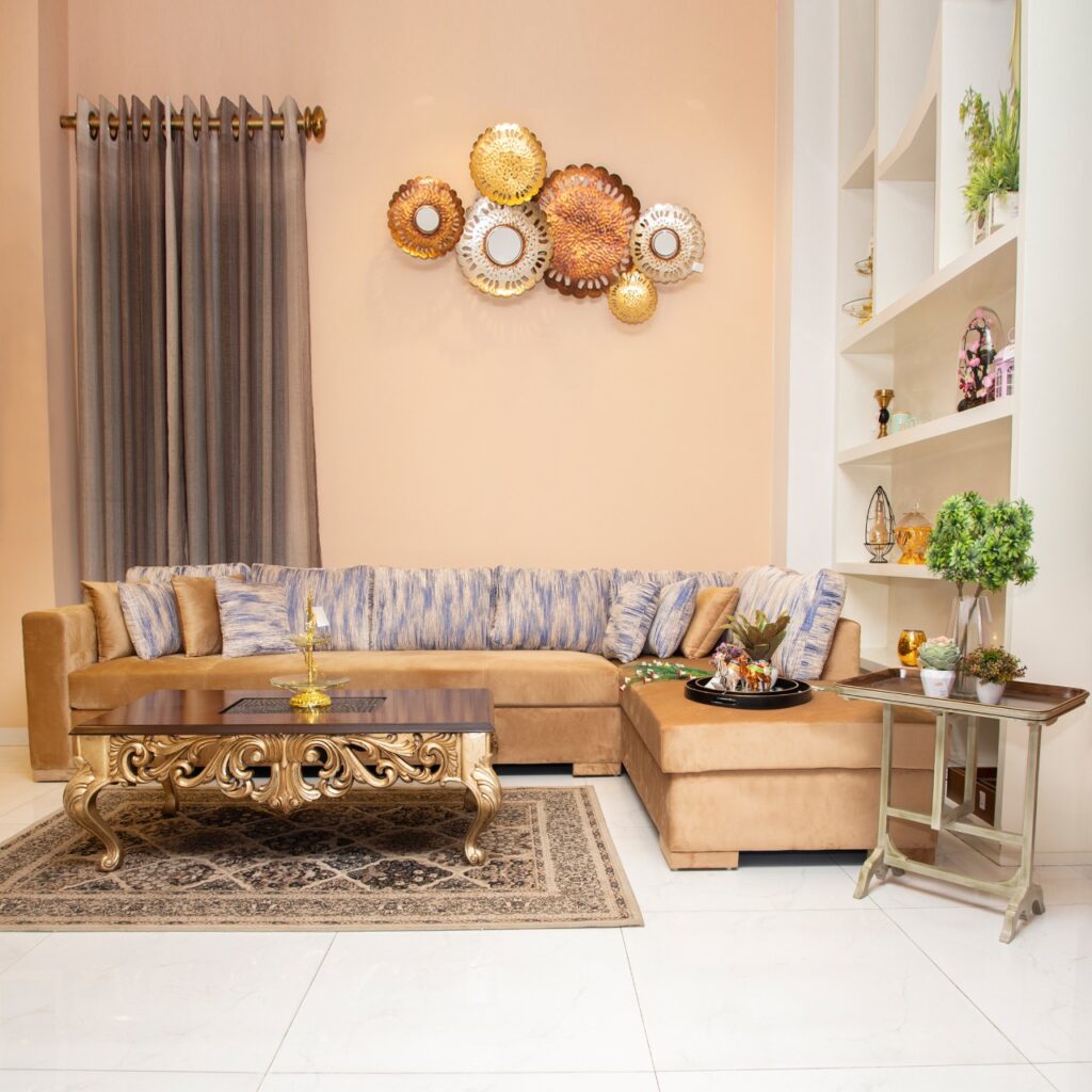 zakdoek favoriete Verrijken Sofa Designs for Home, Drawing Room, Small Living Room, Lounge & Lobby